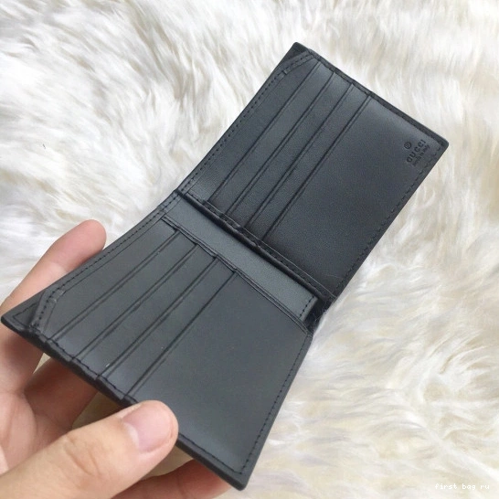 First bag ru WALLET GUCCI 0723